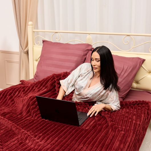 Комплект для спальни Теплый Шепот, Цвет: Бордовый , Размер: Евро , изображение 4